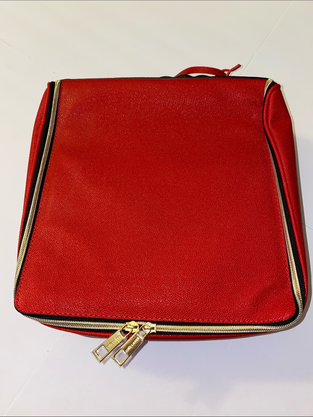 Estee Lauder Red Train Case Travel Bag Makeup Cosmetic Zipper with Handle